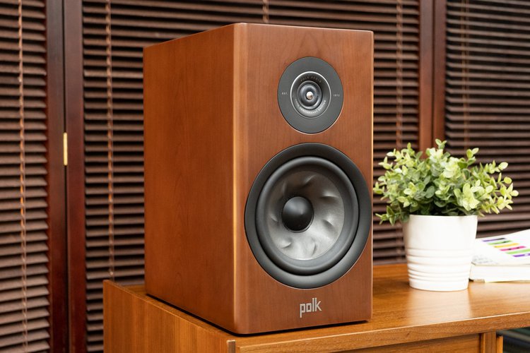 Polk Audioの50周年記念スピーカー「R200AE」4月上旬に再入荷決定 