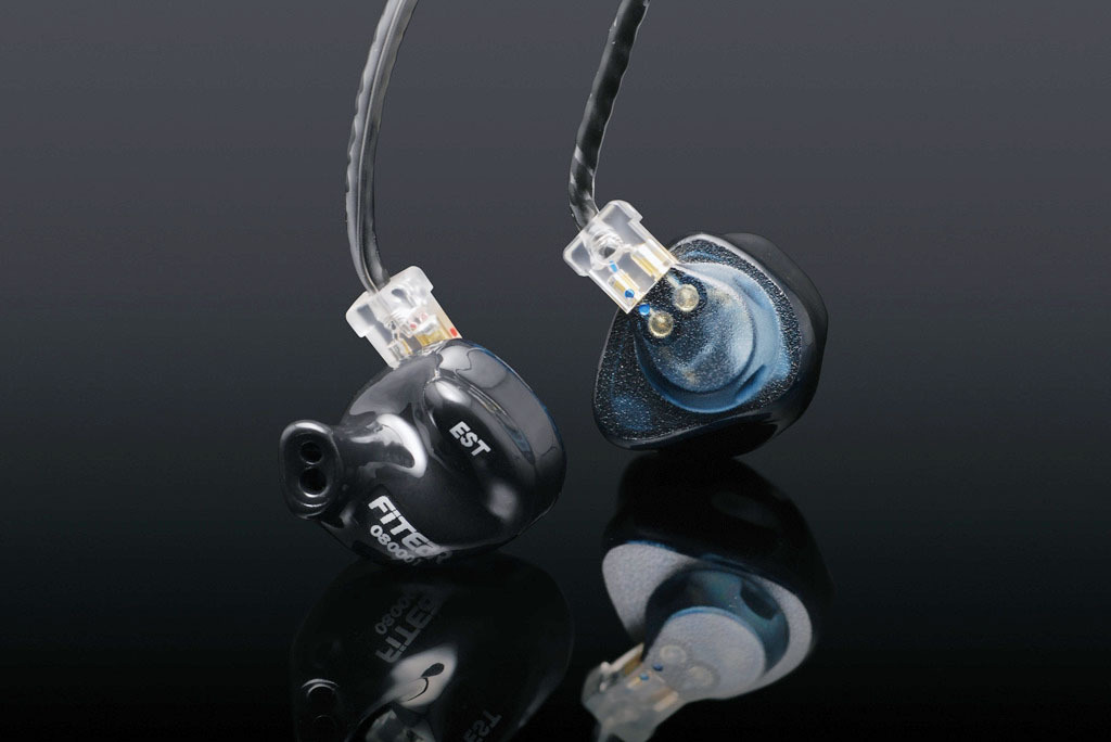 FitEar、静電型＋BAドライバーハイブリッドイヤホンのカスタムIEM