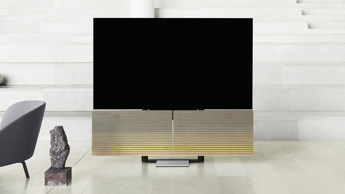 Bang & Olufsen、“変形”する77型4K有機ELテレビ「Beovision Harmony」 - PHILE WEB