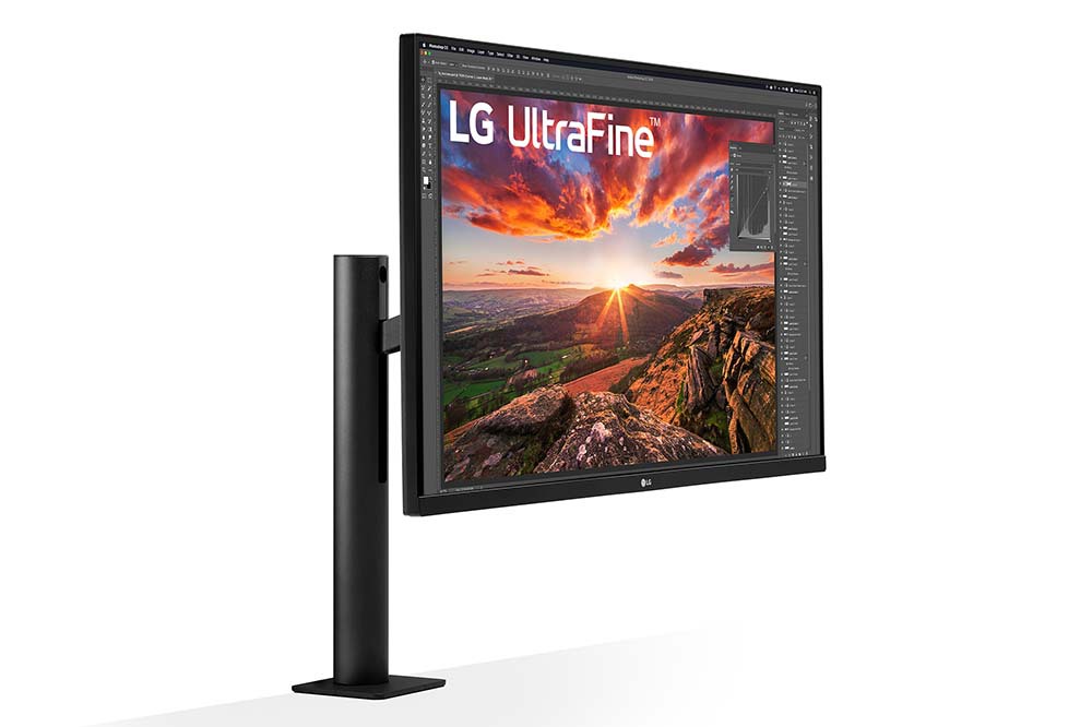 LG、アーム式スタンド初採用の31.5型4Kモニター「32UN880-B」。USB