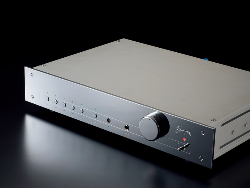 製品批評】Burmester「101 Integrated Amplifier」 ー アナログ電源で