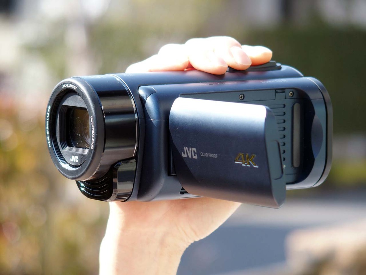 レビュー＞4K対応、しかも防水/防塵/耐衝撃/耐低温のビデオカメラ。JVC ...