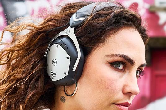 定番モデルが新たなサウンドに進化！V-MODA「Crossfade 3 Wireless」はまさに“2022年モデル”だ