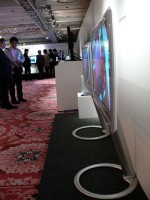 日立、ネットTV対応/HDD搭載の超薄型液晶テレビ「UT770シリーズ」3機種発売 - PHILE WEB