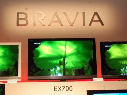 ソニー、エッジライトLED採用機など新“BRAVIA”3シリーズを発売 - Wi-Fiアダプターや新ネット機能も (1/2) - PHILE WEB