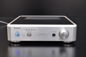 PCオーディオの新スタンダード ー TEAC「Reference01」「S-300NEO」を 