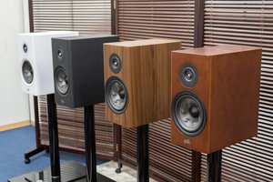 Polk Audio、50周年記念の限定スピーカー「R200AE」。ネットワーク大型