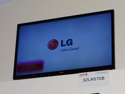 LG、デュアルコアエンジン搭載で画質・操作性を高めた“Smart TV”7