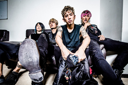 One Ok Rockが 着る試聴会 実施 のスピーカーを実装したジャケット使用 Phile Web