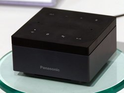 パナソニック、幅広い家電を声で操作できるスマートスピーカー