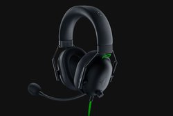 Razer 通話音声の明瞭さを高めたゲーミングヘッドセット Blackshark V2 Phile Web