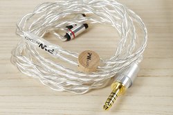 PW AUDIO、限定仕様の4.4mm変換アダプター／イヤホンケーブル等