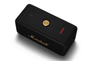 Marshall、IP67防水対応のポータブルスピーカー「Emberton II」。最大