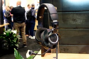 CES＞オーディオテクニカ、世界初の“ライブ配信者向け”ヘッドセット