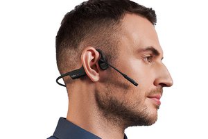 Shokz、ビジネス向けオープンイヤー型骨伝導イヤホン「OpenComm2 UC