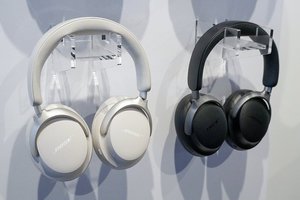 ボーズ、最上位NCワイヤレスヘッドホン「QuietComfort Ultra ...