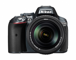 1956  ★D5300★NIKON ニコン★Wi-Fi内蔵　一眼レフレンズファインダー内
