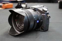 ソニー、4K撮影対応でスーパースローモーションも撮れる「RX100 IV」「RX10 II」 - PHILE WEB