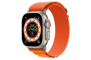 アップル、アクションボタン搭載の「Apple Watch Ultra」。最大60時間