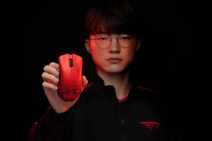 Razer、『League of Legends』プレーヤーFaker選手とコラボしたゲーミングマウス - PHILE WEB