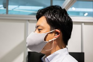 キヤノンのマスク型減音デバイス「Privacy Talk」を見た