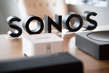 Sonosが“いい音”をリビングに取り戻す － 最新モデル「Sonos Amp」体験