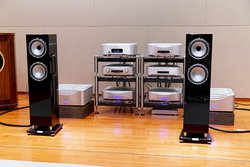 名門TANNOYが現代に伝える“粋”。銘機6モデルのサウンドから音楽再生の根幹を探る (2/3) - PHILE WEB