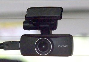 使い勝手を極めた」2カメラドライブレコーダー。ケンウッド「DRV-MR760
