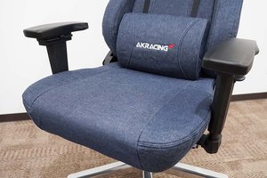 疲れなくてカッコいい椅子、自分の部屋に置くならAKRacing「Premium