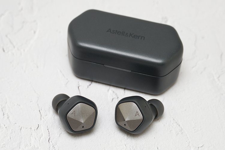 あの“高音質”完全ワイヤレスに待望の第二世代！Astell&Kern「AK