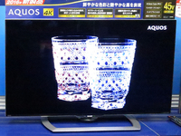 ドウシシャ、ブラウン管テレビのような液晶テレビ。チャンネルもダイヤル回しで切換え - PHILE WEB