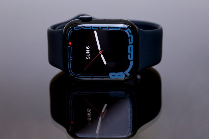 uApple Watch Series 8vWf̓fUCς炸B\́uProv͂ǂȂHyGadget Gatez